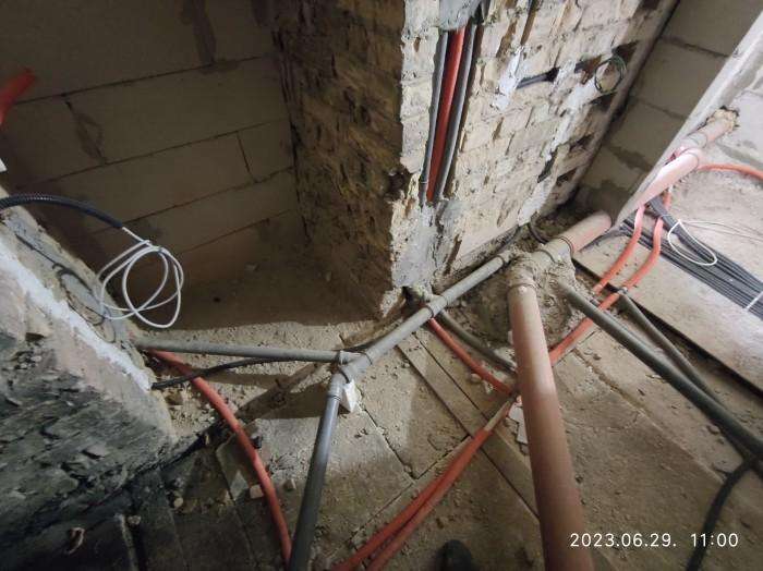 sok cső egyenlőtlen felület
